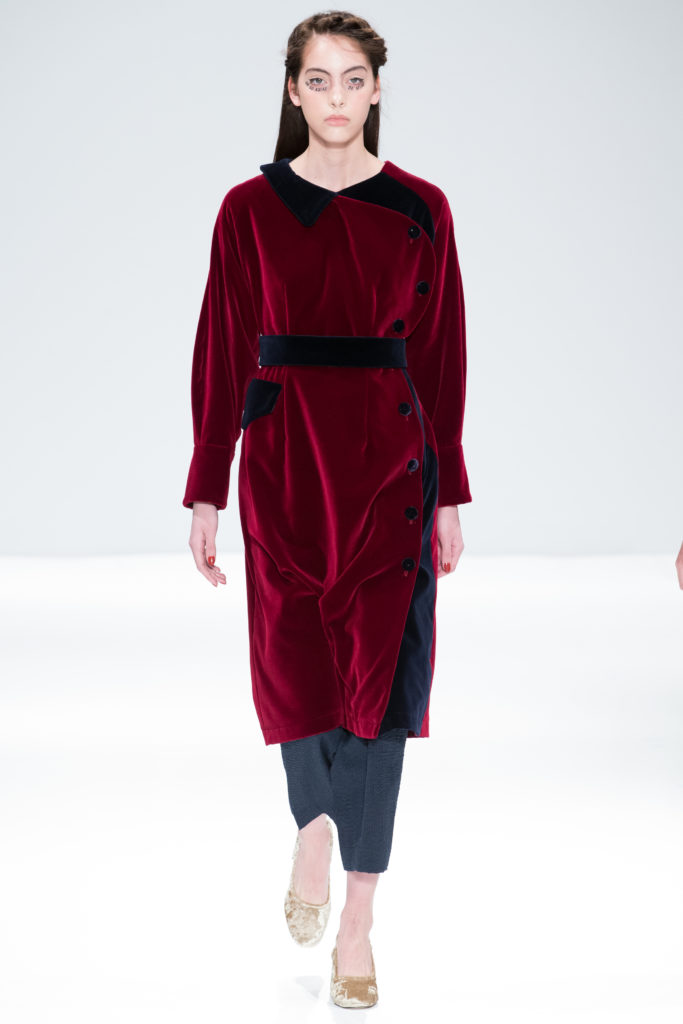 SABINNA catwalk show s004 (A/W 2017/18) look 14
